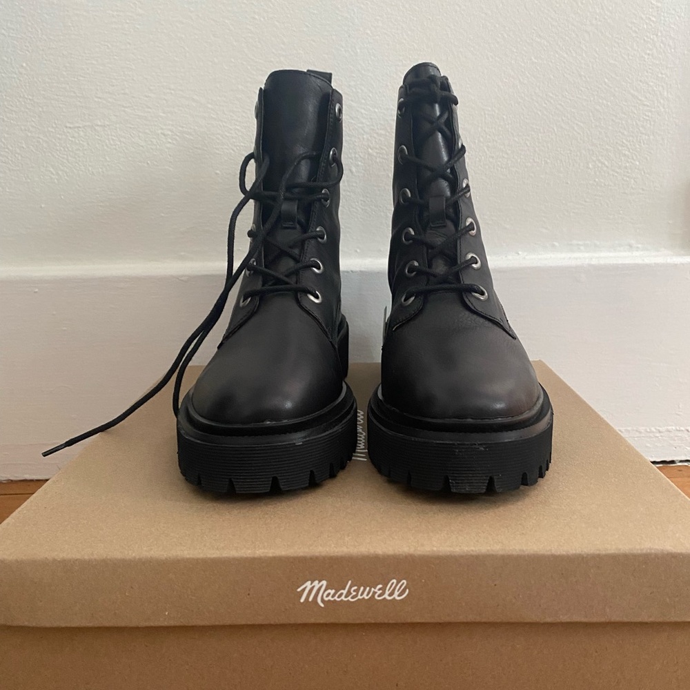 BRAND NEW Rayna Lace-up boots from Madewell. Black leather. Original packaging